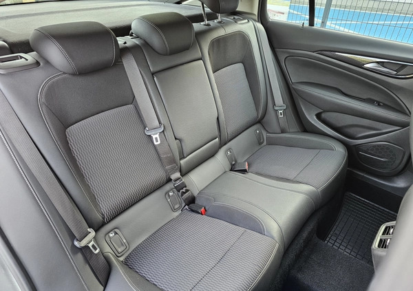 Opel Insignia cena 68900 przebieg: 76238, rok produkcji 2019 z Siedlce małe 172